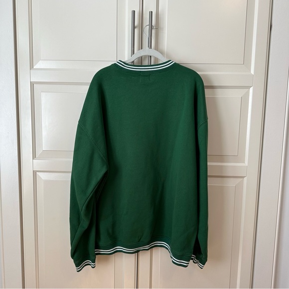 shopDisney Viral Winnie the Pooh Retro Vintage Style Sweatshirt Crewneck - Picture 5 of 6